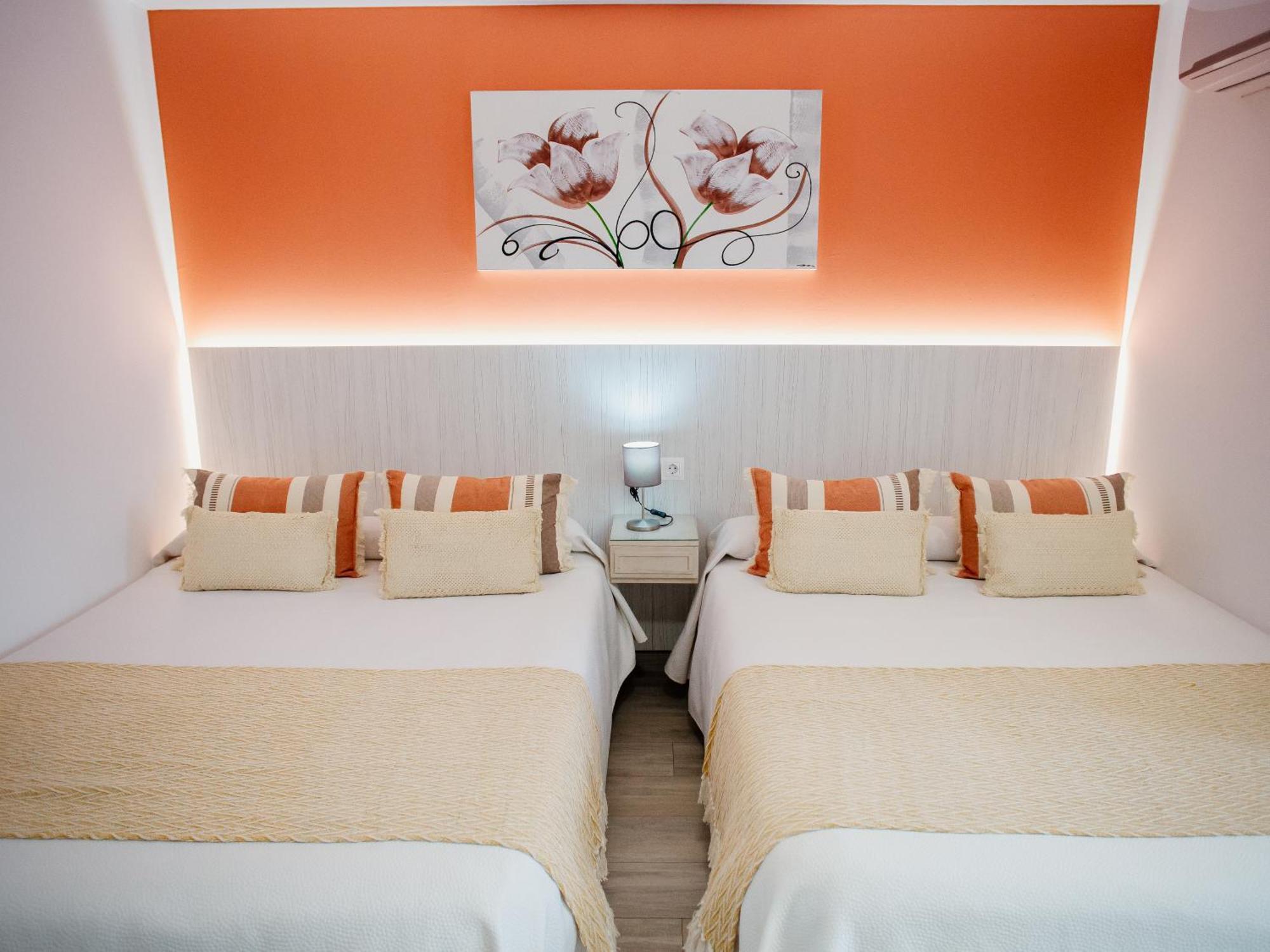 Apartamentos Turisticos Mastil 16 P2 Малага Екстериор снимка